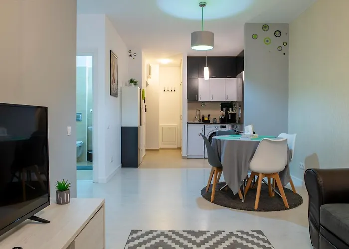 Gvitown Central Apartment Bucharest